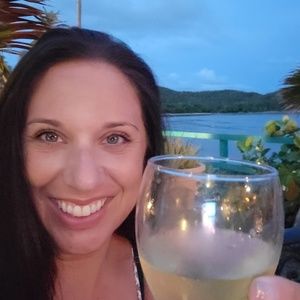 Meet your Posher, Jennie